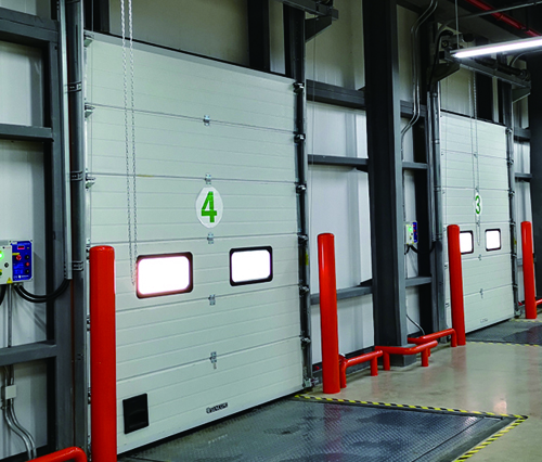 Apa perbedaan antara pintu lift industri dan pintu rolling?